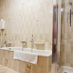 Paradiso Hotel 3*