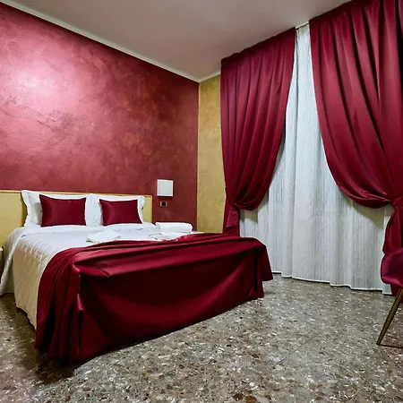 Hotel Paradiso 3*